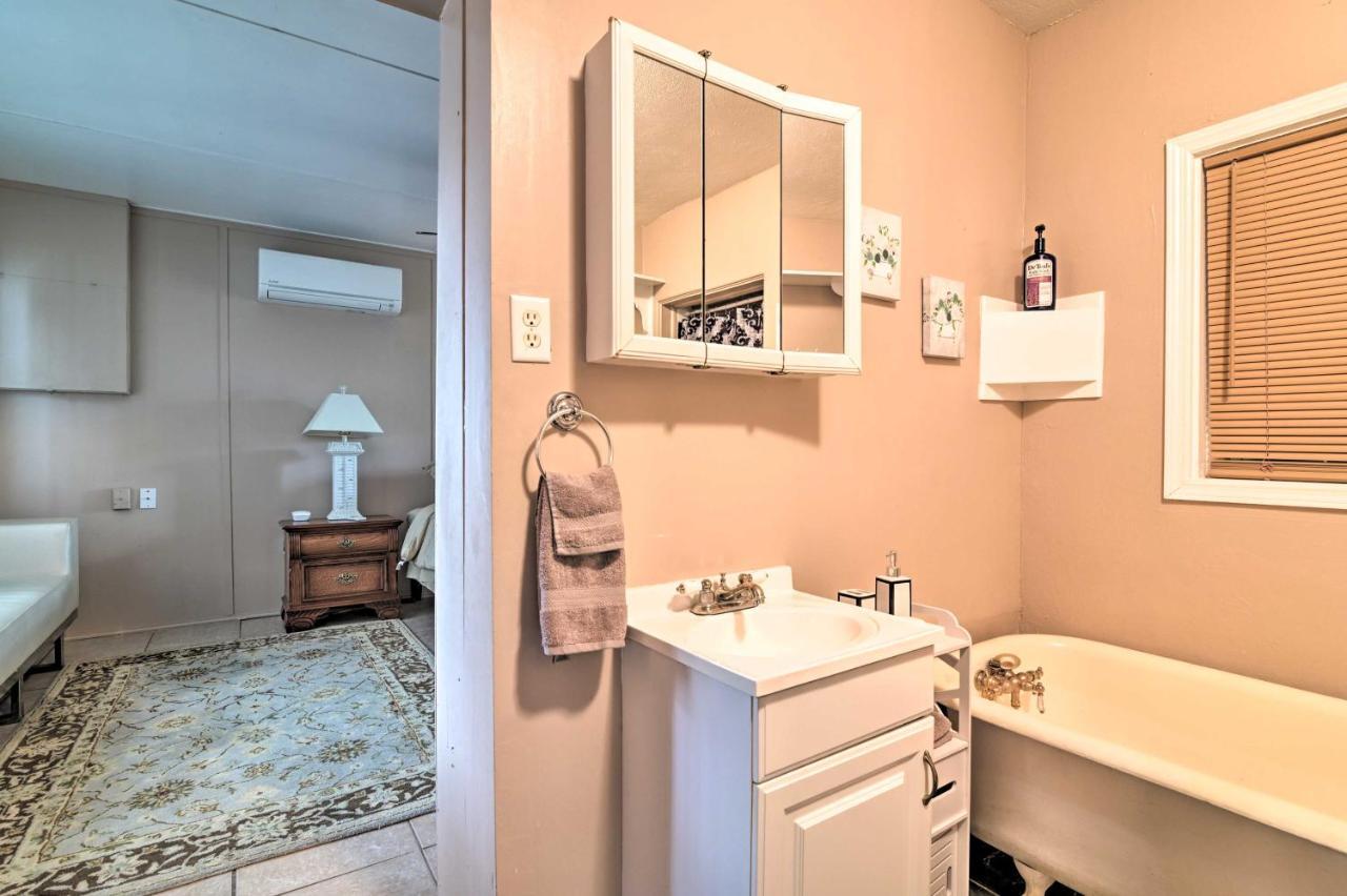 Pet-Friendly Auburndale House With Lake Views! Dış mekan fotoğraf