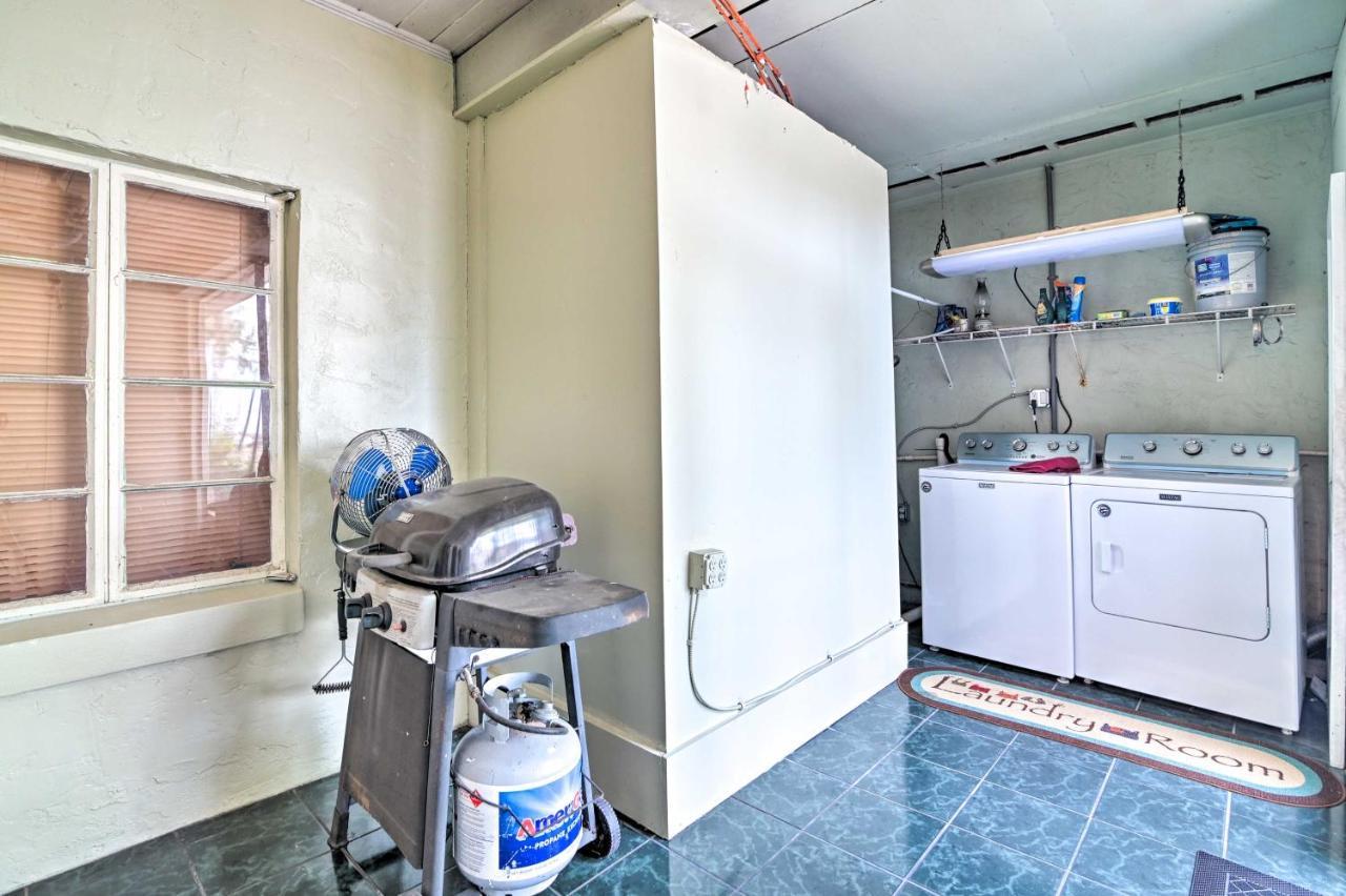 Pet-Friendly Auburndale House With Lake Views! Dış mekan fotoğraf