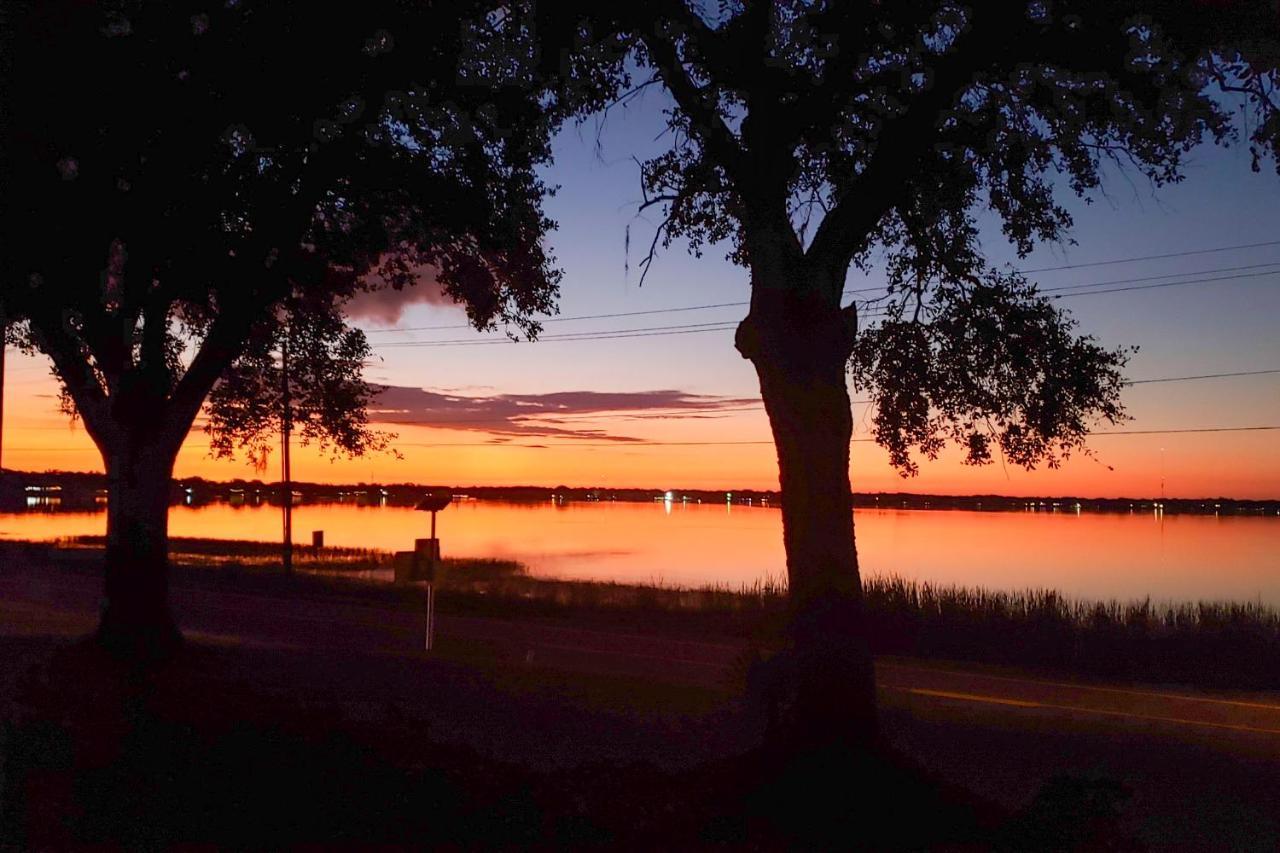 Pet-Friendly Auburndale House With Lake Views! Dış mekan fotoğraf